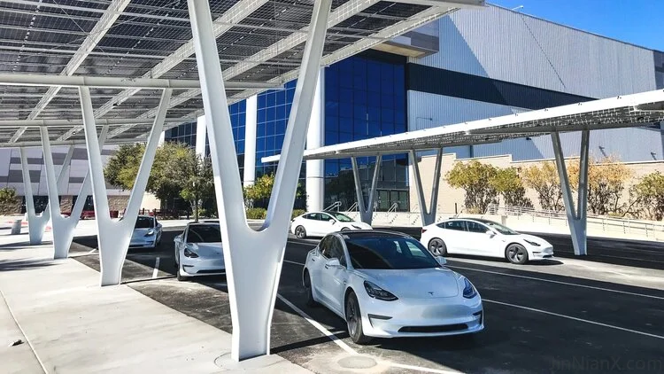 20240306165428761-S1+parked
