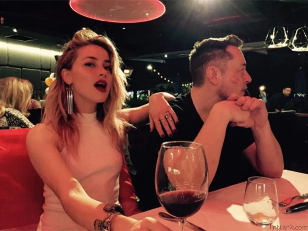 20240310135537309-amber-heard-and-elon-musk-just-made-their-relationship-instagram-official