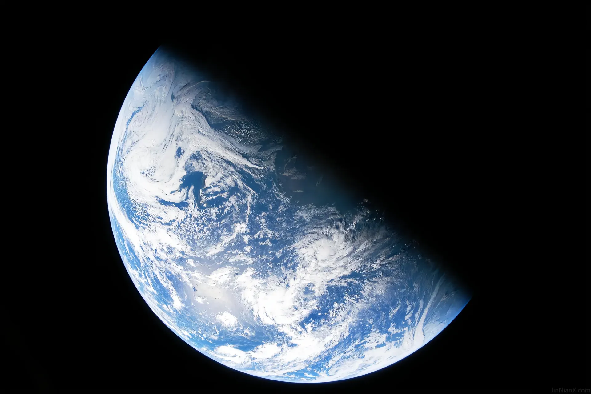20260612230957818-1000110125